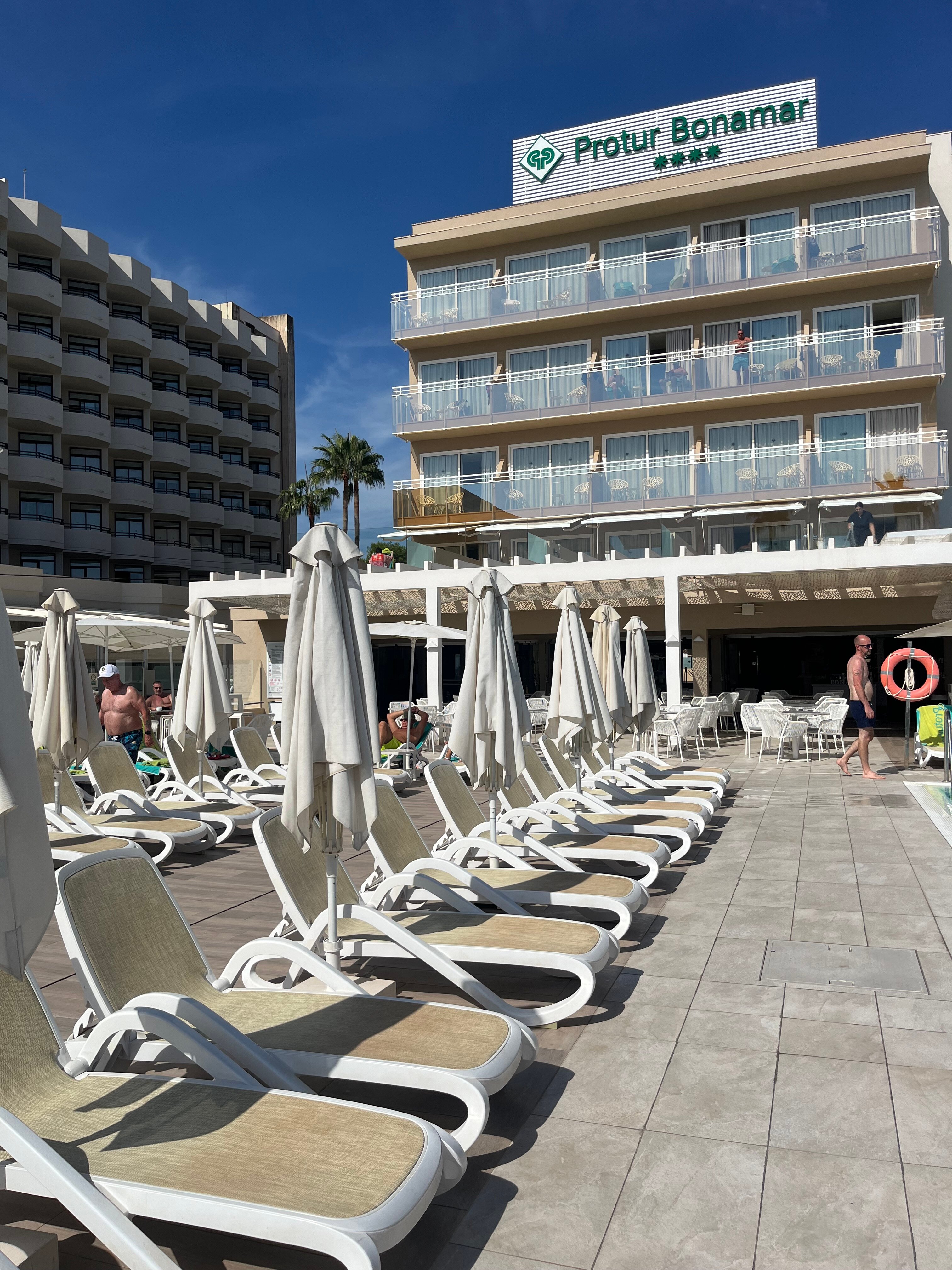 Protur Bonamar Hotel-泳池