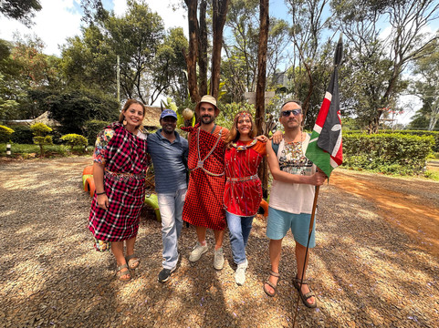 Tony's Taxi Service-内罗毕必去景点