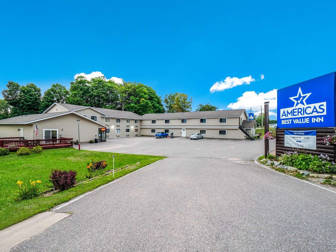 Americas Best Value Inn Marquette