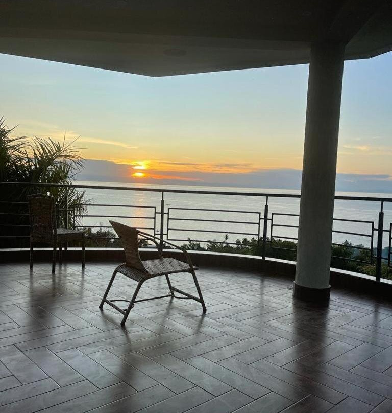 Coast View Resort