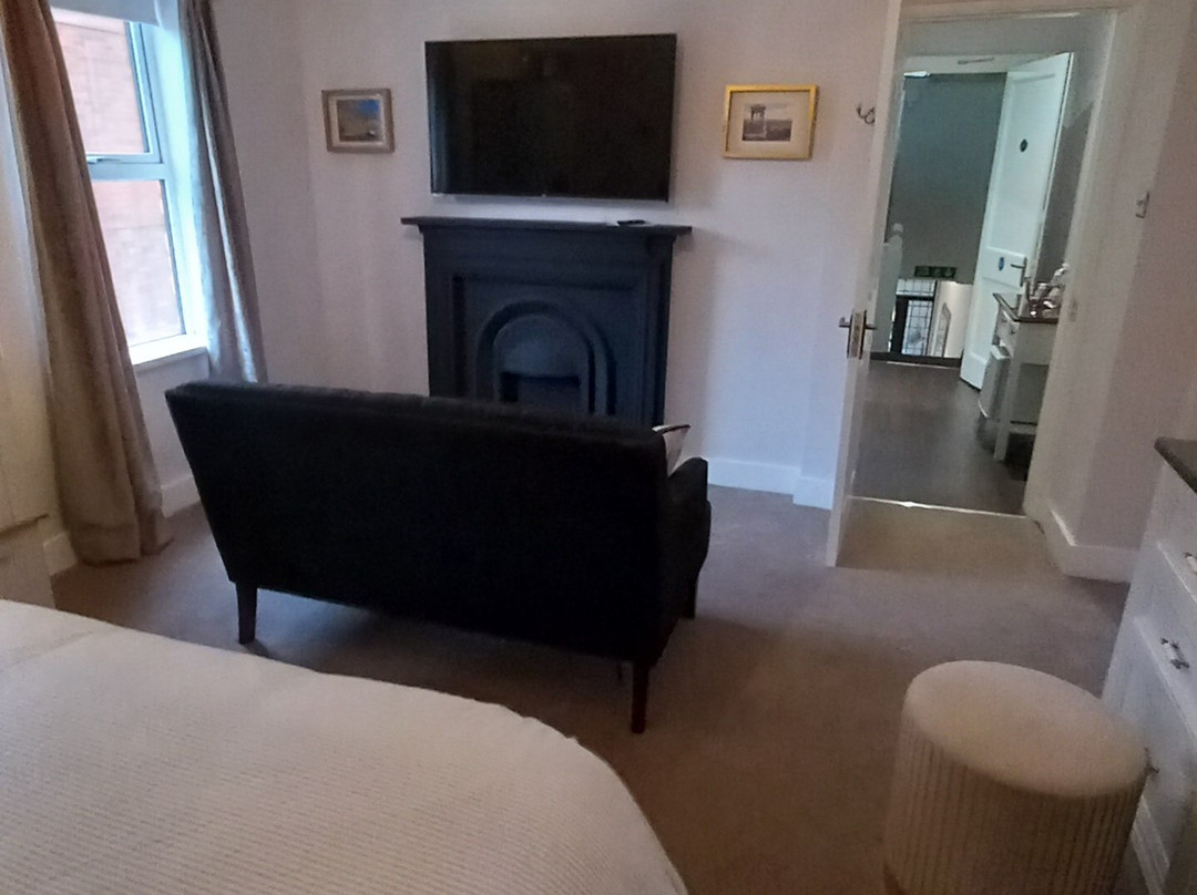 Linroy Guest House主图