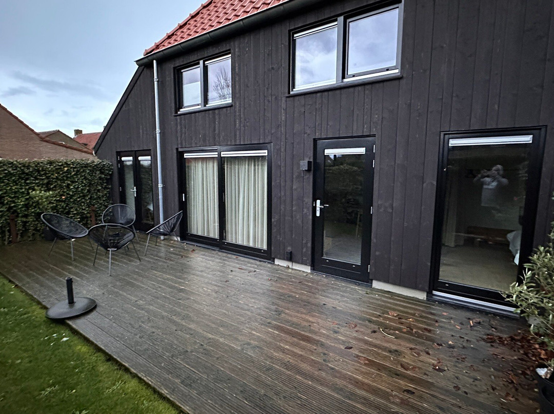 Van Heeckeren Apartments & Suites Buren