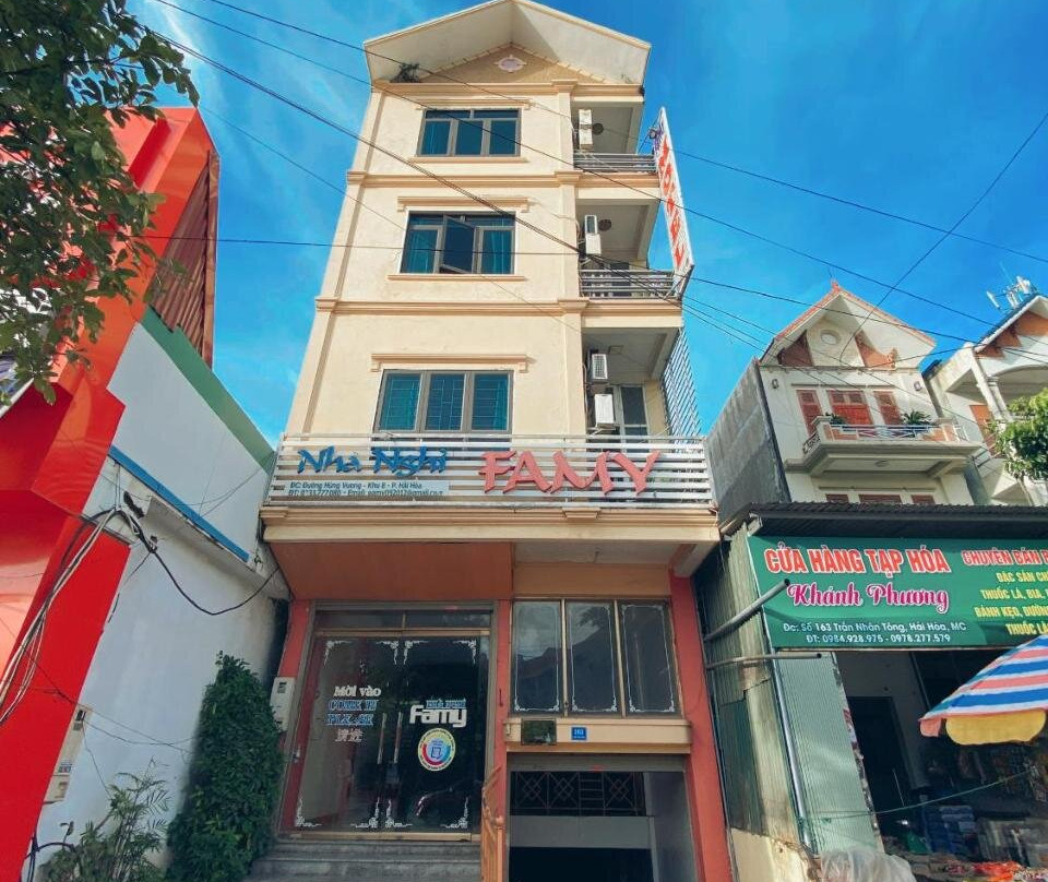 Nha Nghi Famy