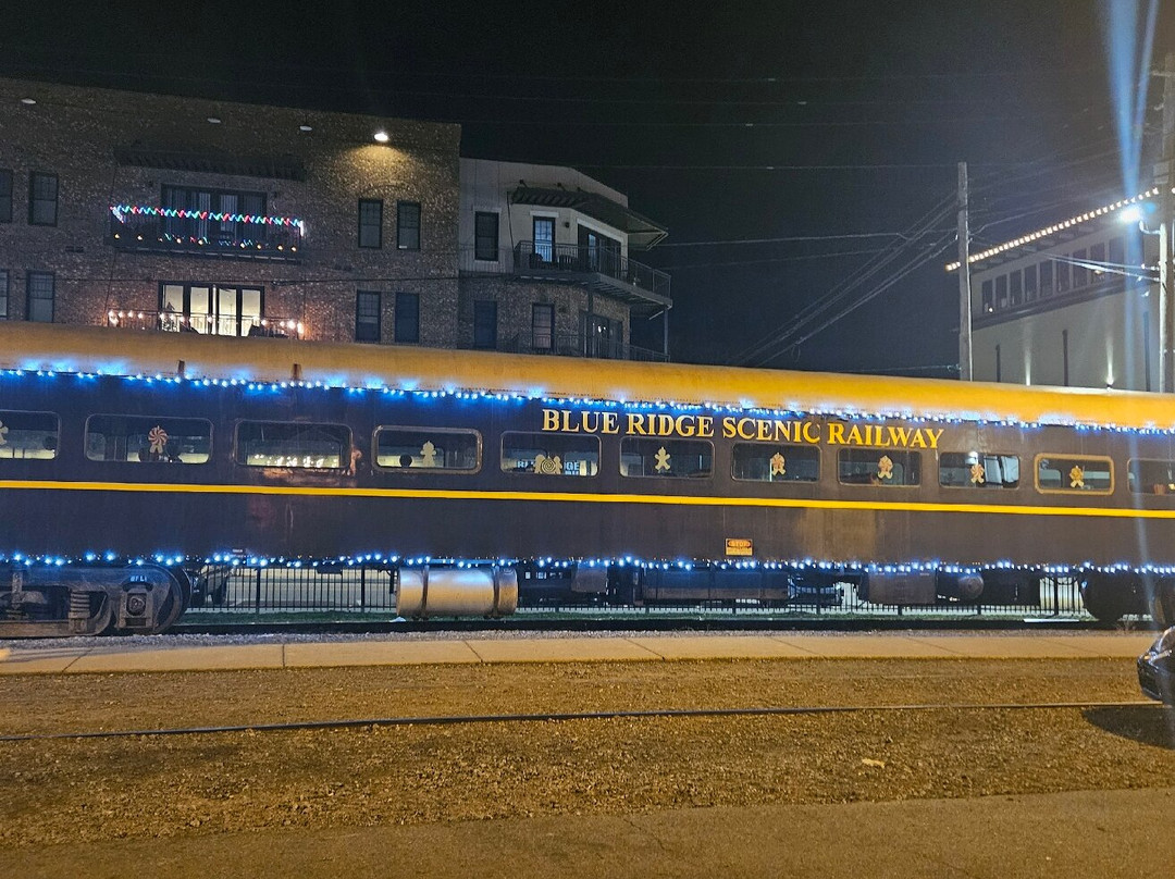 Hampton Inn By Hilton Blue Ridge主图