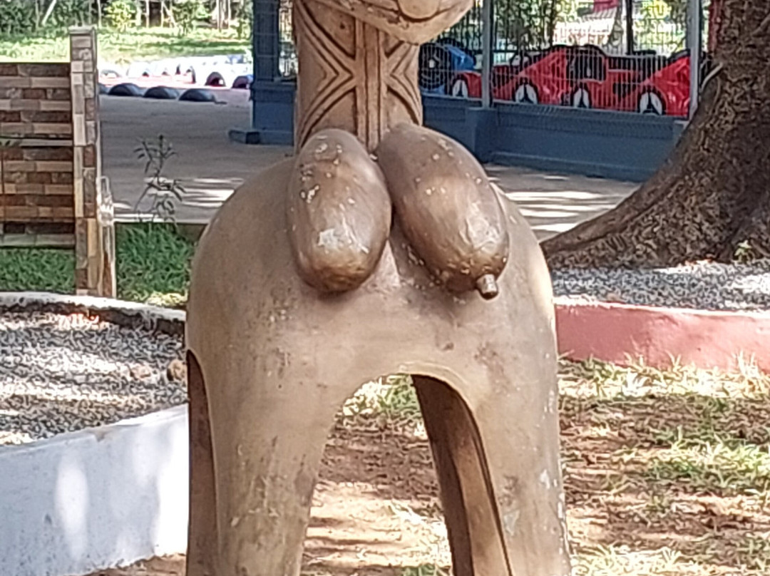 Jardins Du 2 Octobre-柯那克里必去景点