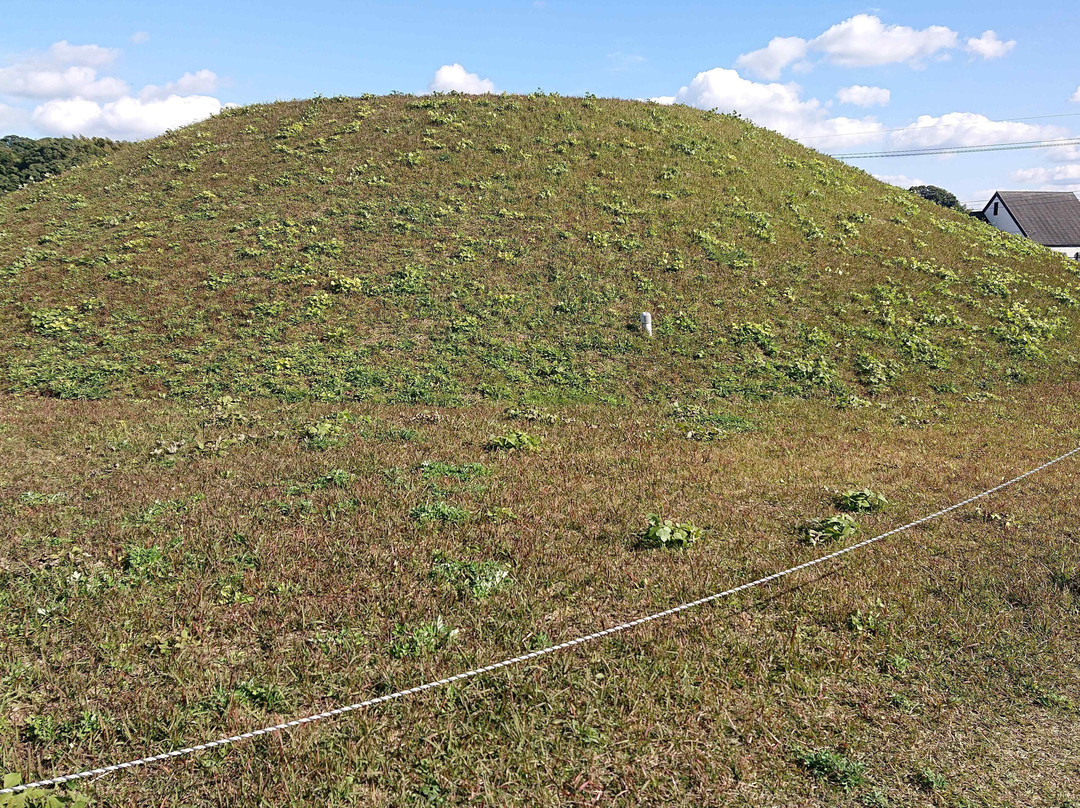 Ozuka Ancient Burial Mound-桂川町必去景点