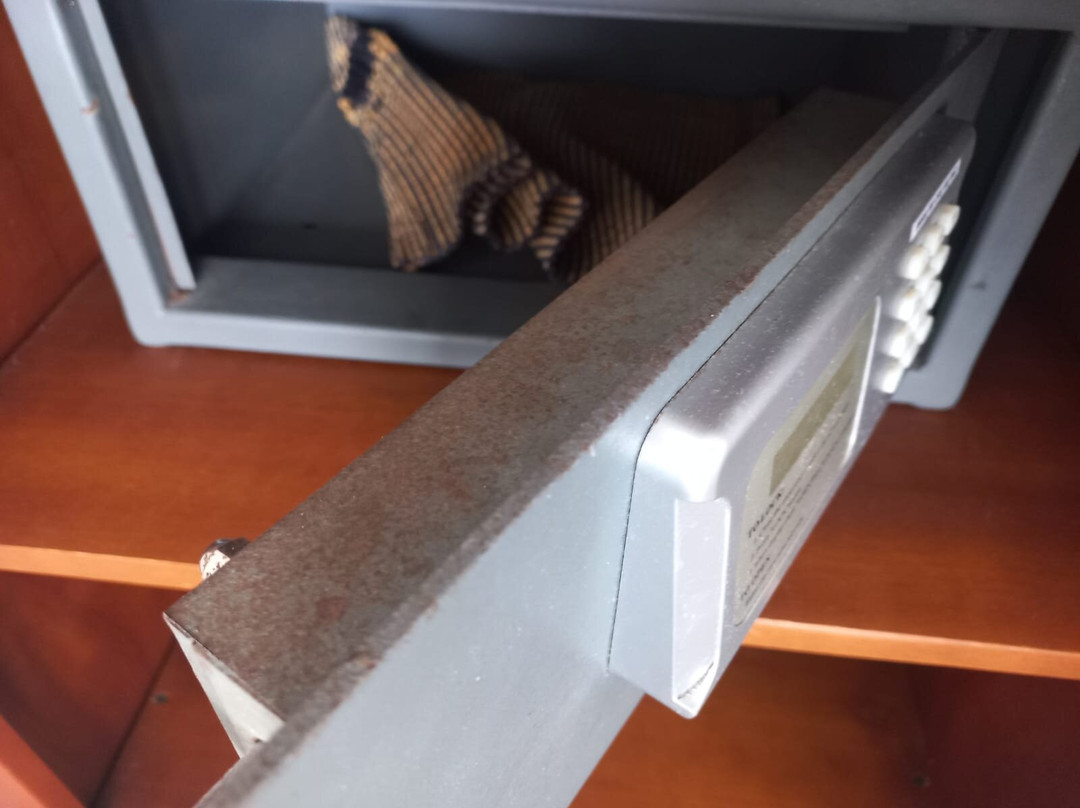 阿马亚礁石酒店主图