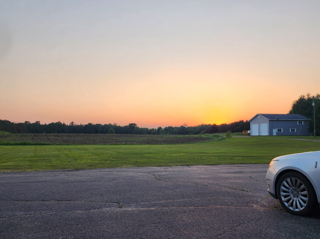 The Village Inn Motel主图