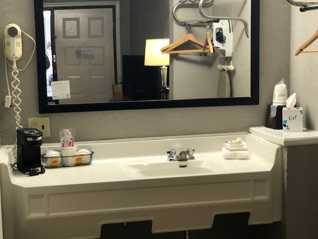 Super 8 by Wyndham Wytheville主图