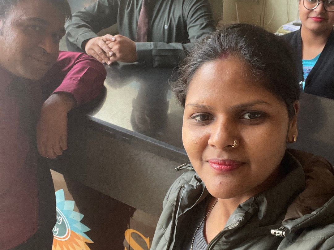 Spring Sky Mughalsarai By ShriGo Hotels主图