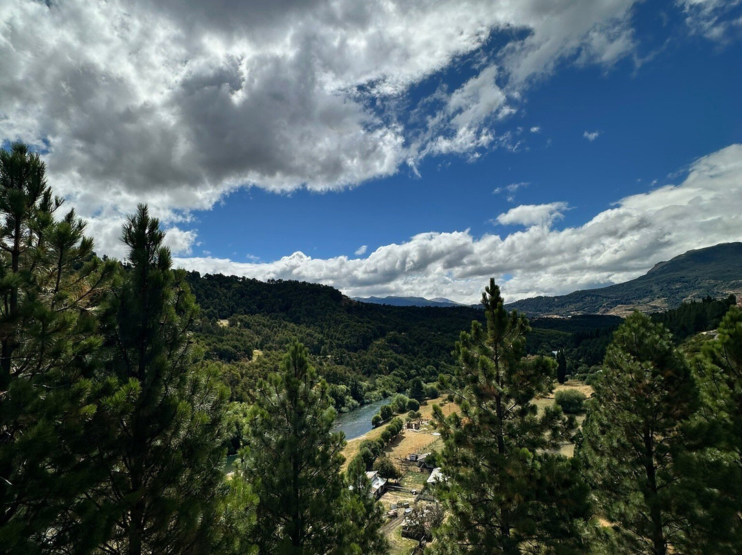 Mirador Urbano Río Simpson