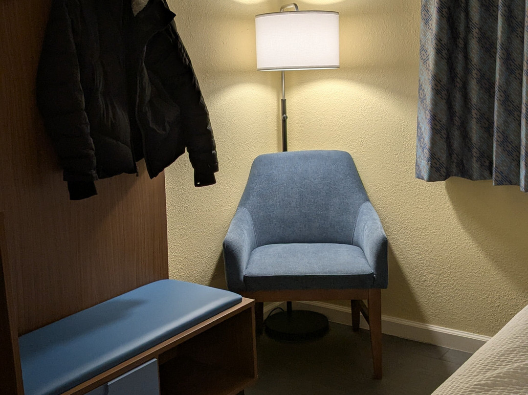 Days Inn & Suites by Wyndham Waterloo主图