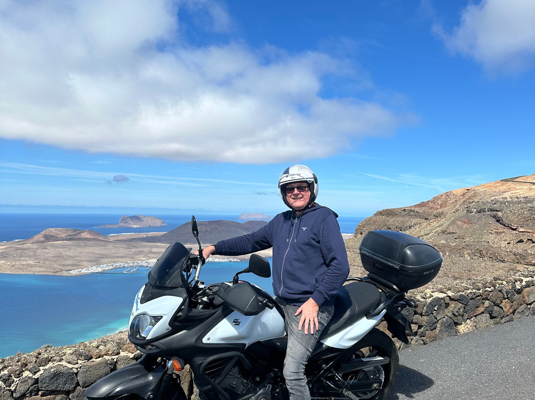 Blue Speed Moto Rent-科斯塔特吉塞必去景点