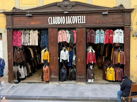 Claudio Iacovelli Leather Factory-佛罗伦萨必去景点