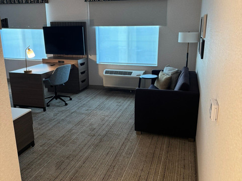 斯托克顿欢朋酒店主图