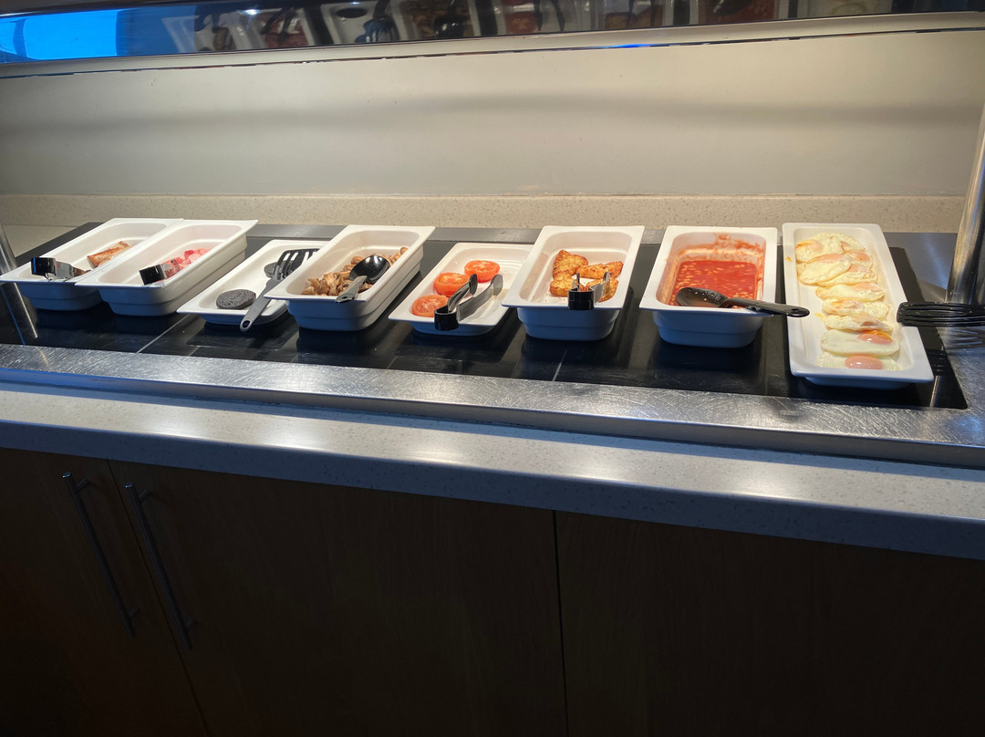 博尔顿普里米尔酒店-体育场主图