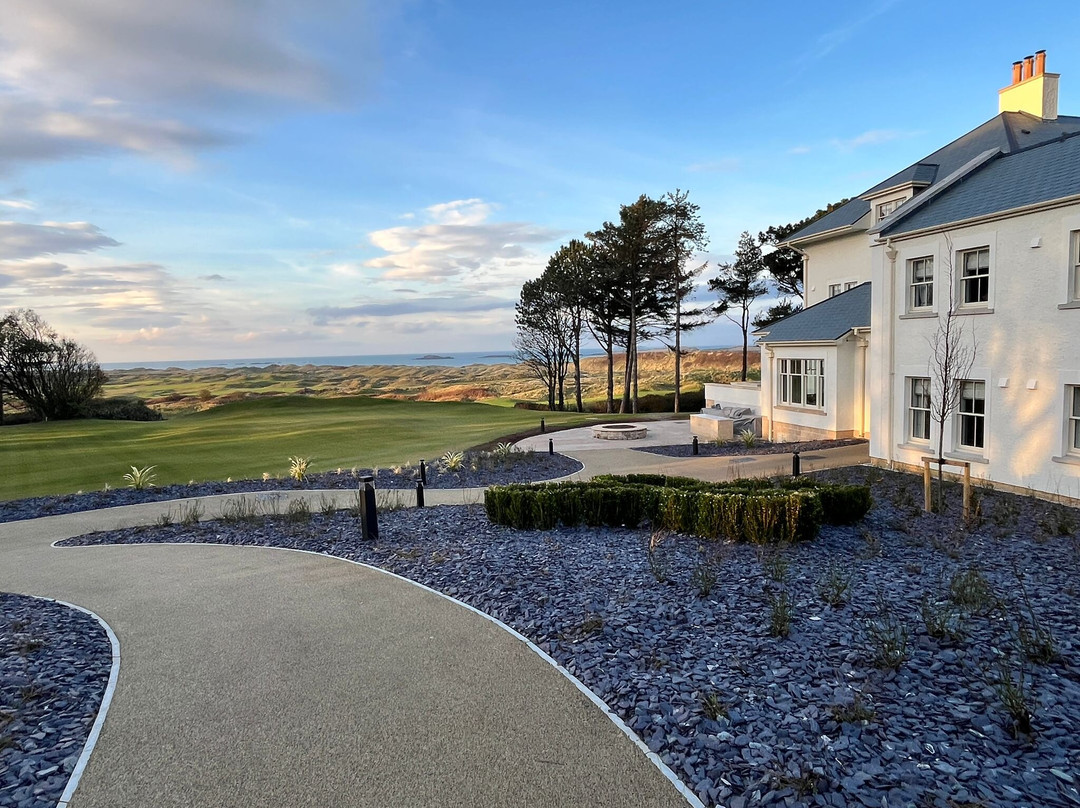 Dunluce Lodge