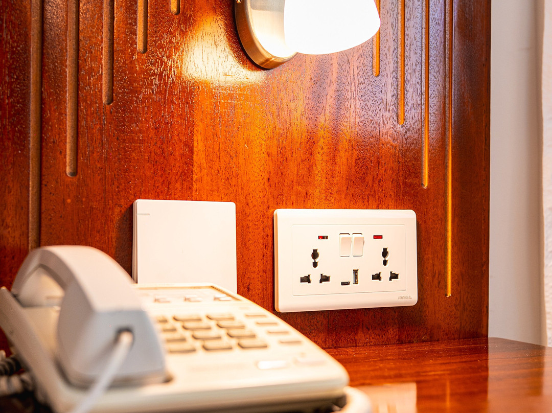 维多利亚瀑布彩虹宾馆主图