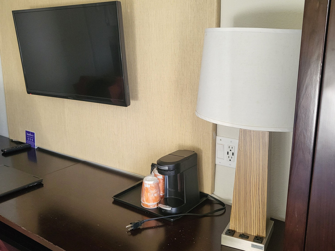 斯里普酒店主图