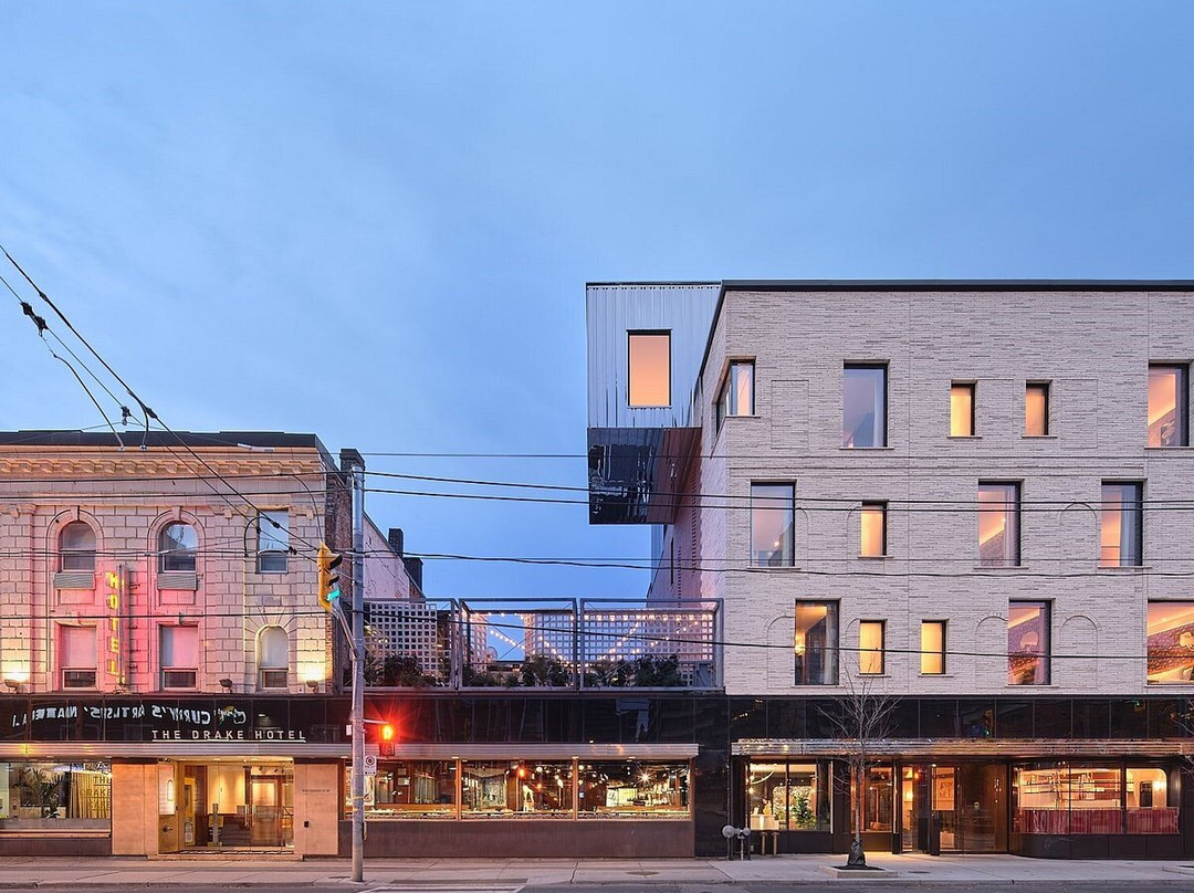 德雷克酒店主图