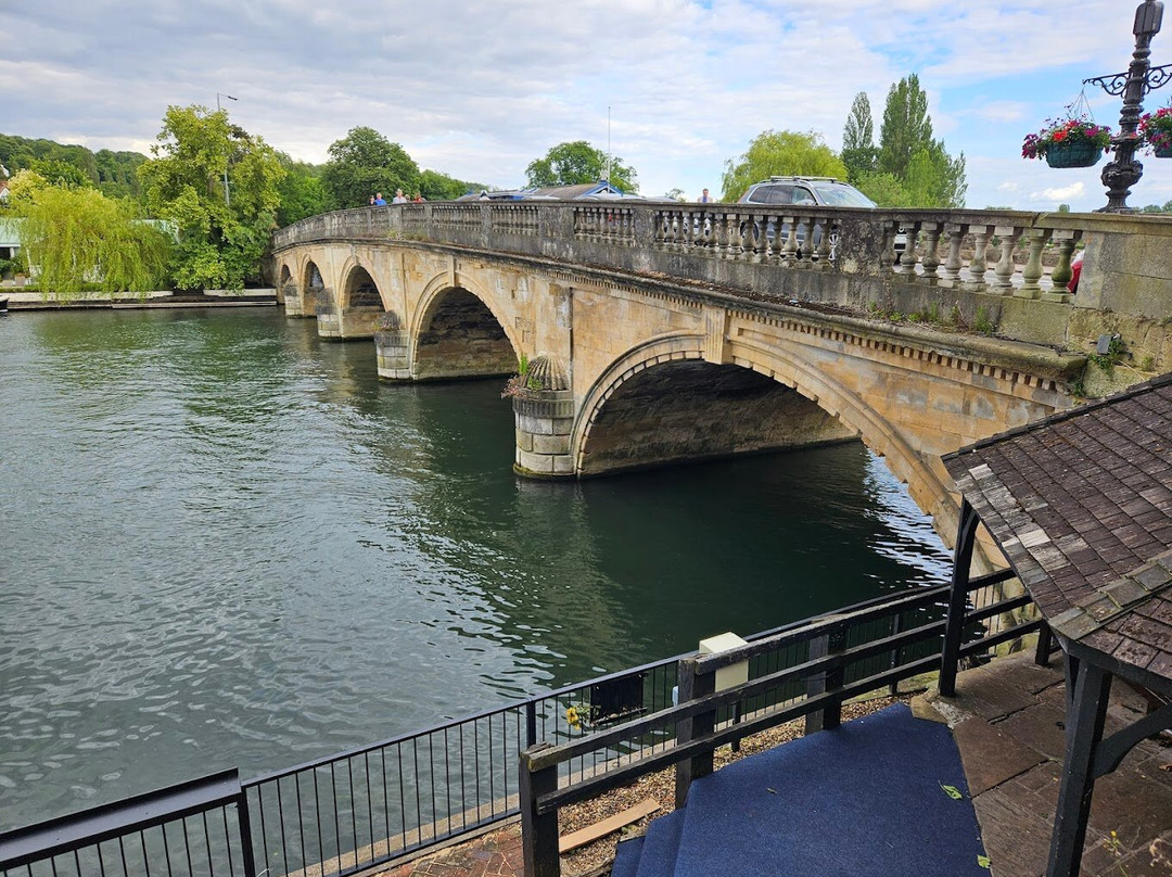 Henley Bridge