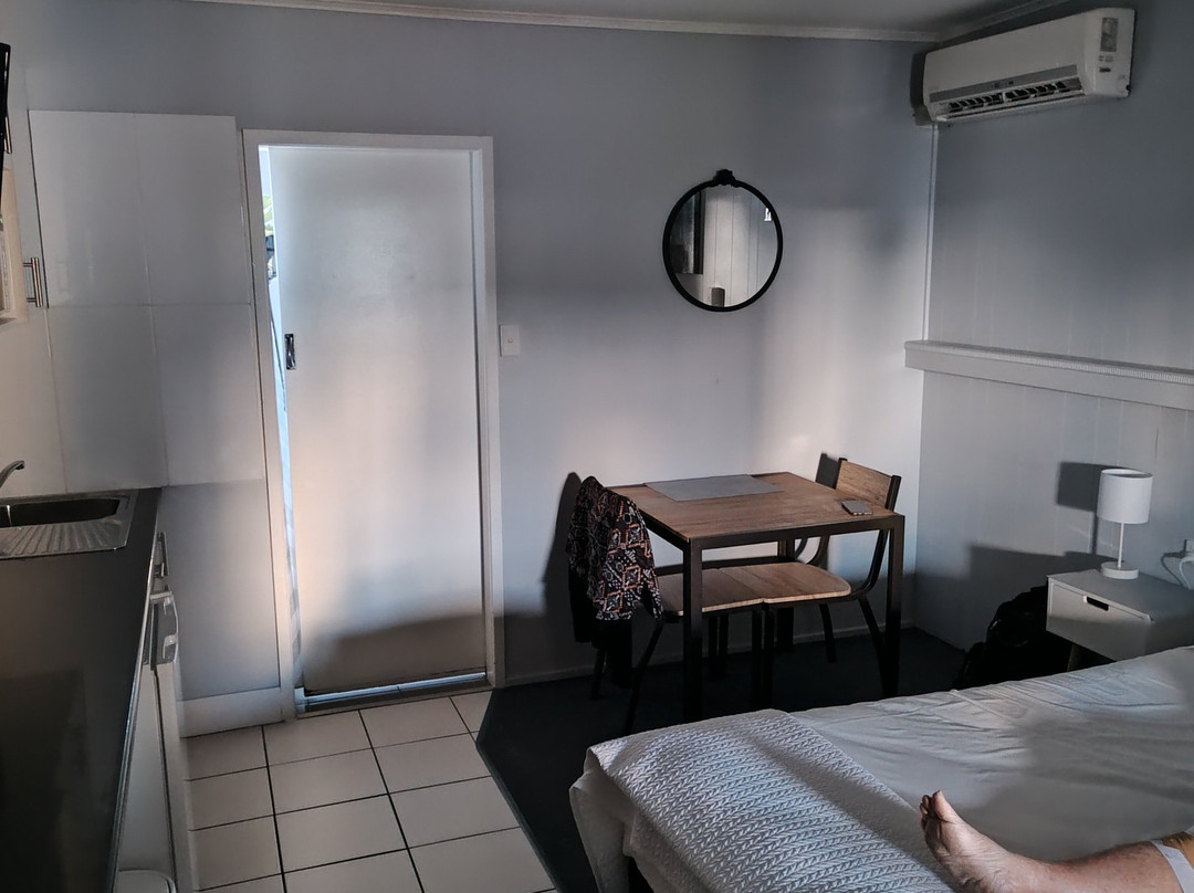 Charm City Motel主图