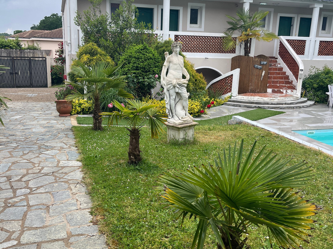 Hotel Les Voyageurs主图