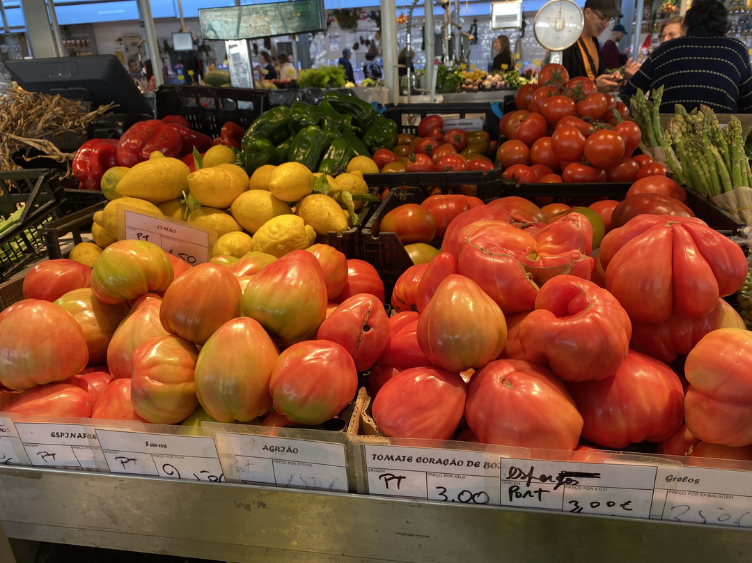 Mercado de Santa Clara-里斯本必去景点