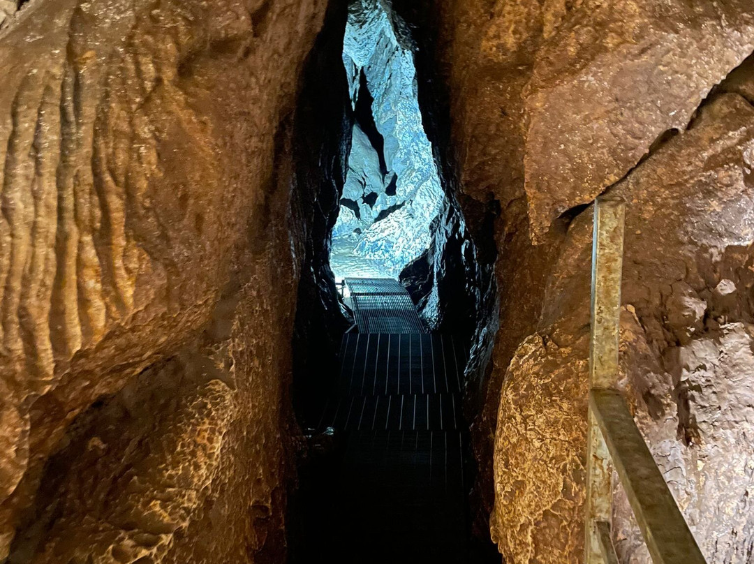 Grotte Dell'Arco-Bellegra必去景点