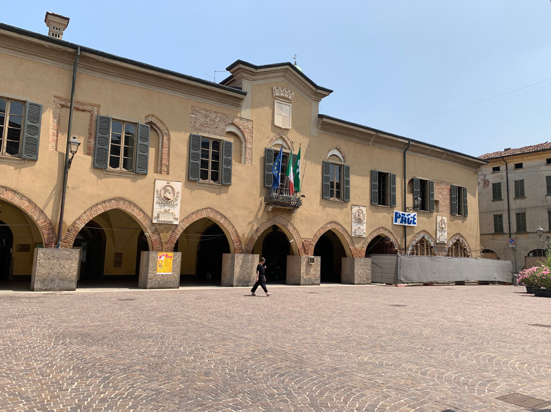 Palazzo Gallavresi-Caravaggio必去景点
