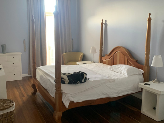 Kernow Charters Towers主图