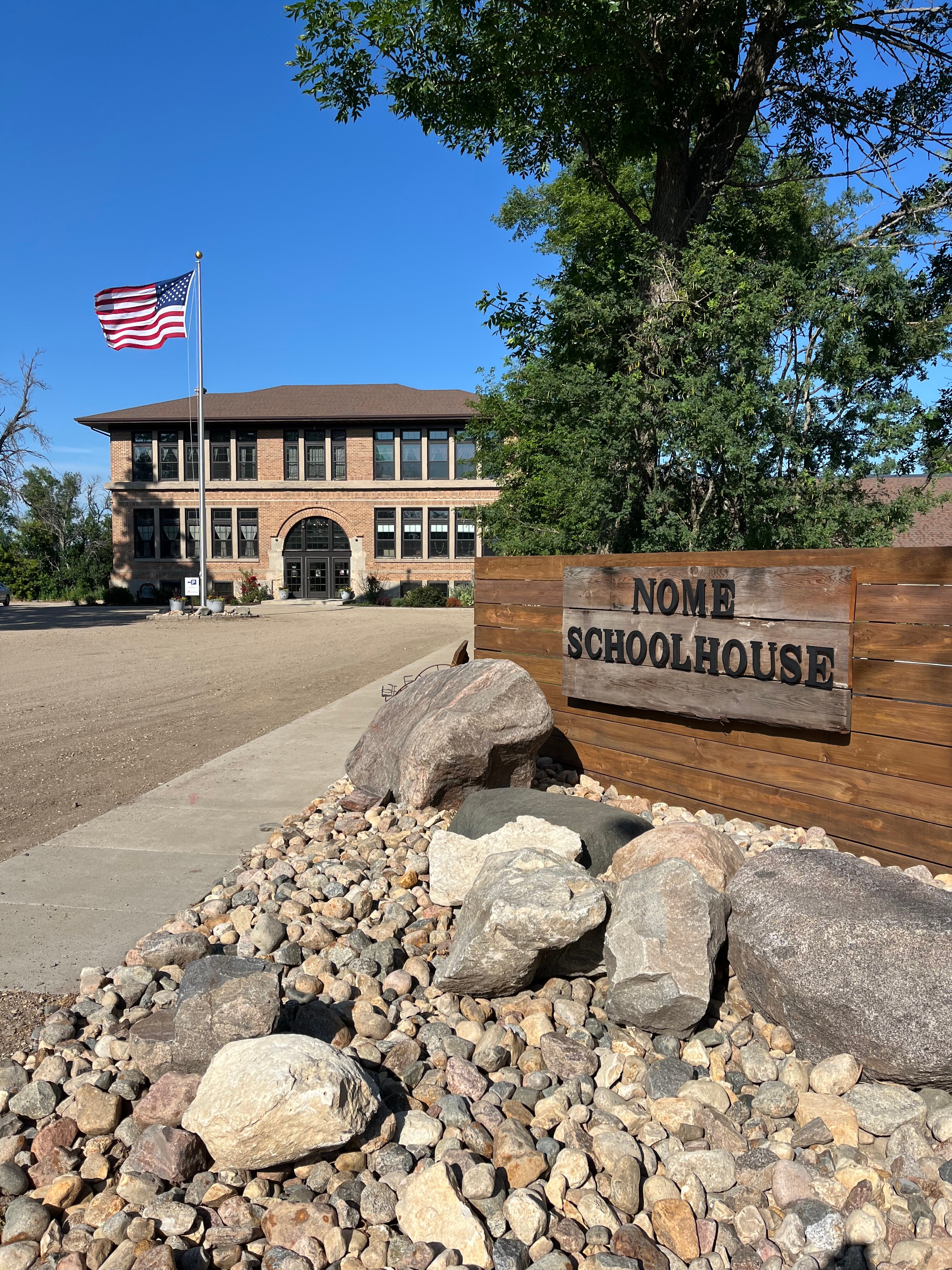 Nome Schoolhouse Inn & Event Center-官方