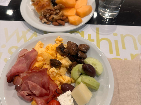 埃西尼俄斯酒店主图