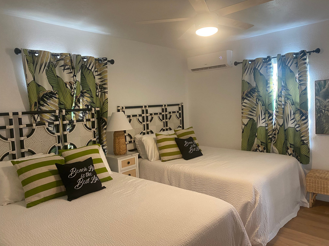 Salt Water Suites主图