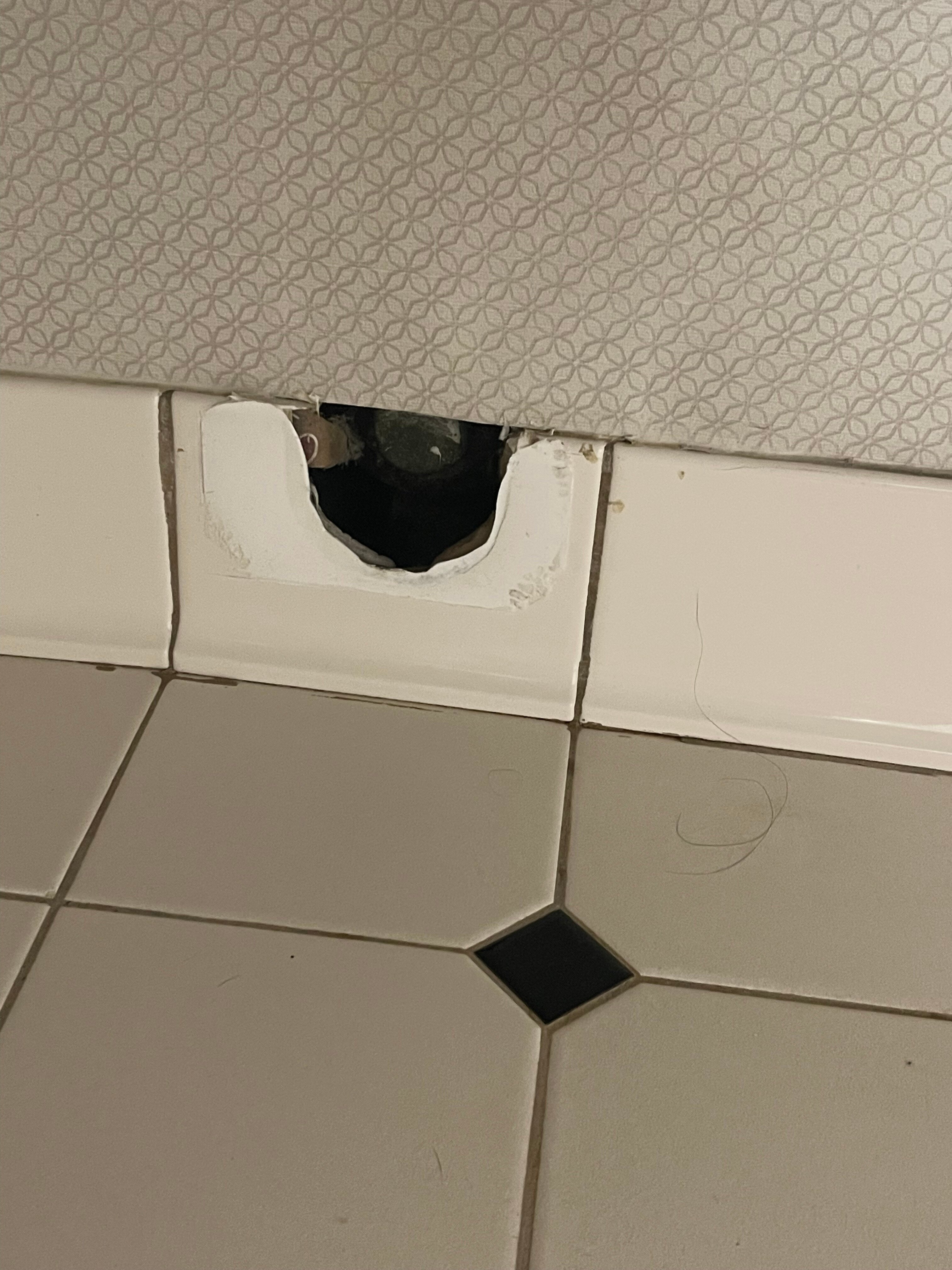 Best Western Plus Kingston Hotel And Conference Center-浴室