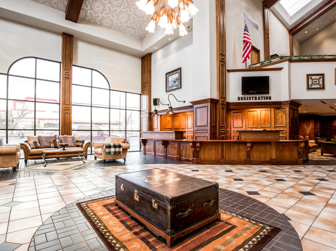 Lodge Of The Ozarks主图