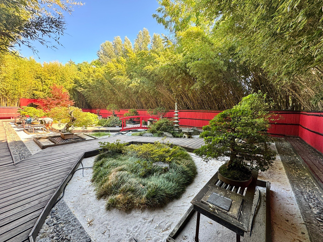 Planet Exotica-鲁瓦扬必去景点