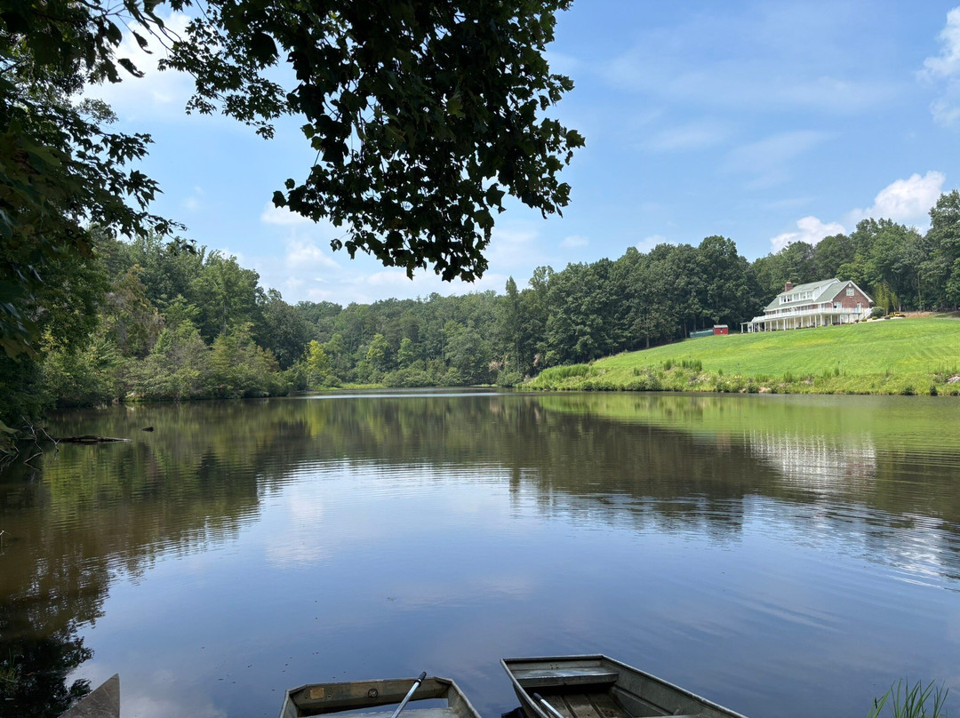 Pilot Knob Inn主图