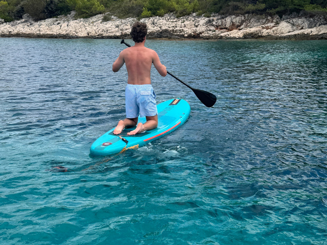 Absolut Charter-特罗吉尔必去景点