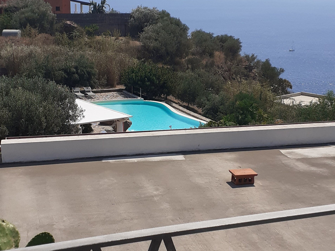 Le Piscine di Eolo-利帕里必去景点