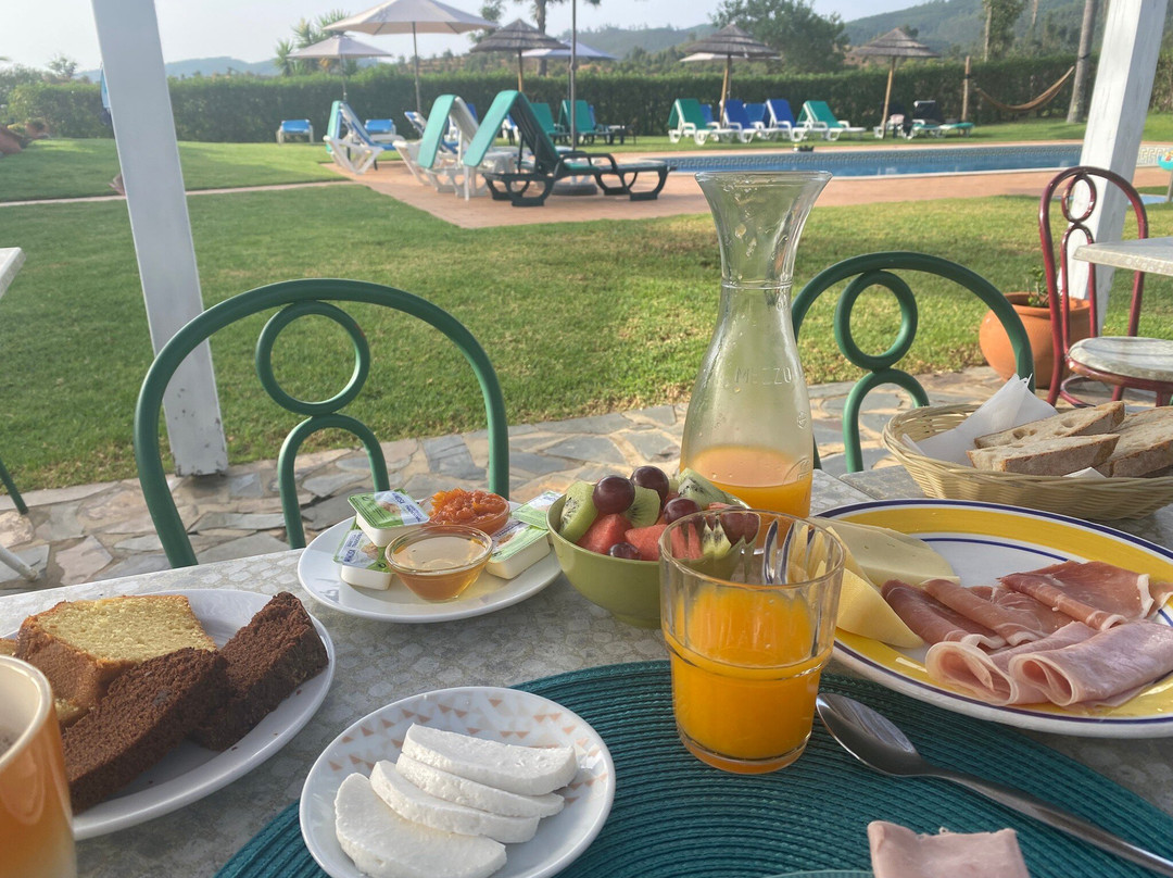 Nave Redonda Do Cerro主图