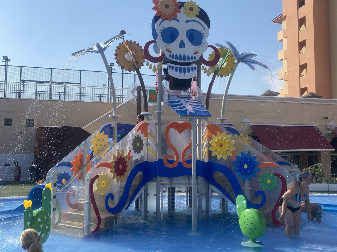 Ohtels La Hacienda主图