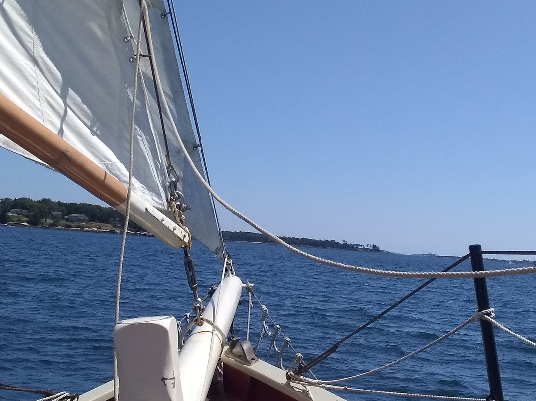 Schooner Eastwind-布斯贝港必去景点