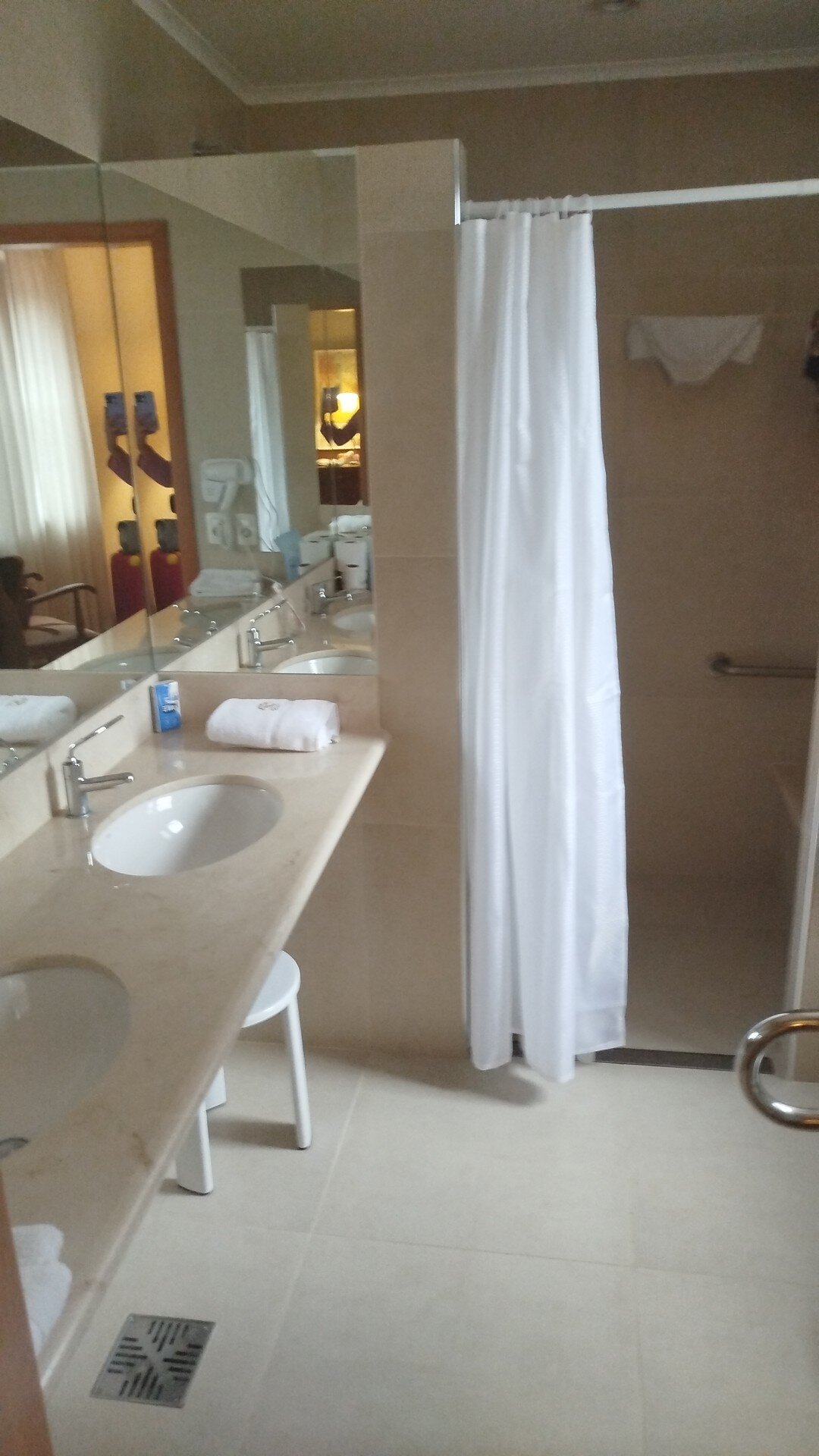 Hotel Nirvana Resort & Spa-官方