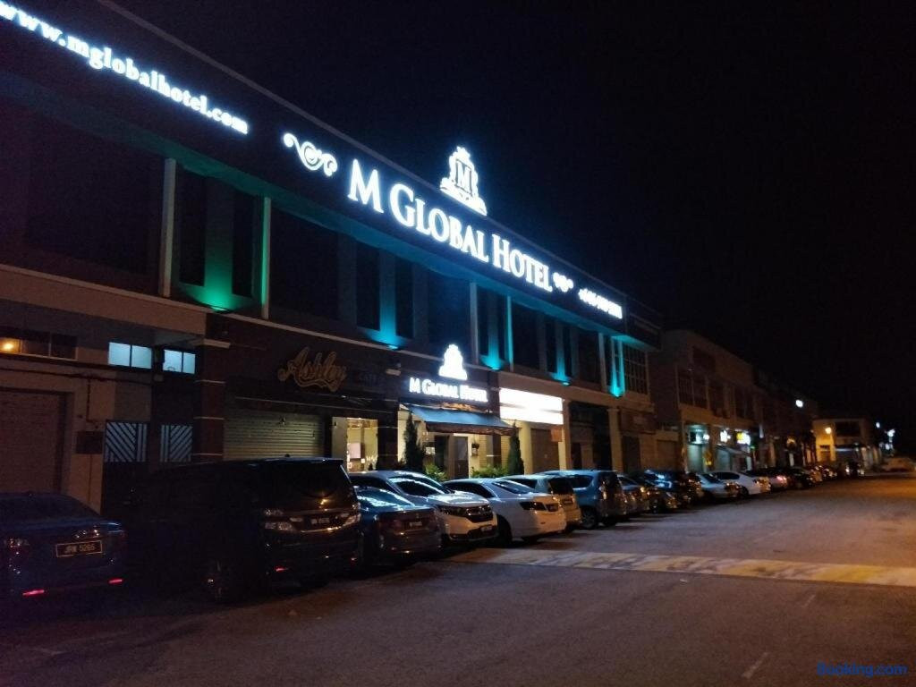 M环球酒店