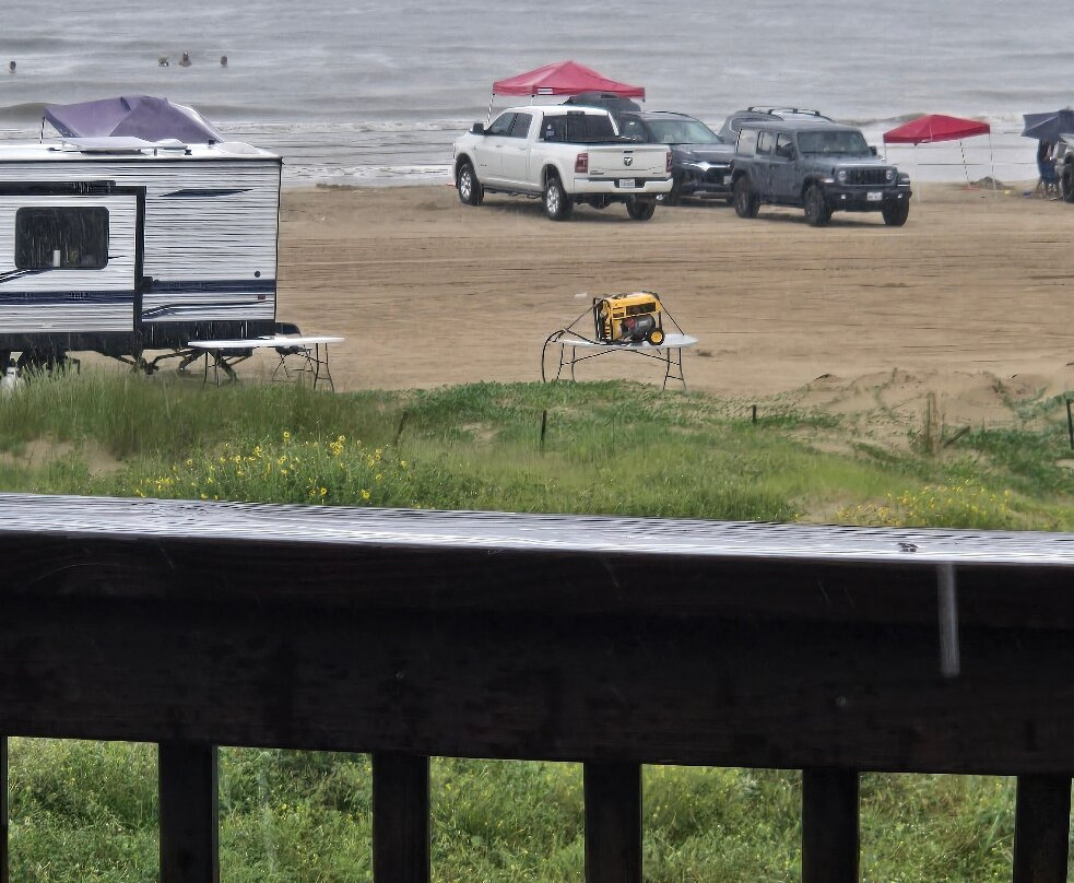 Crystal Beach-Port Bolivar必去景点