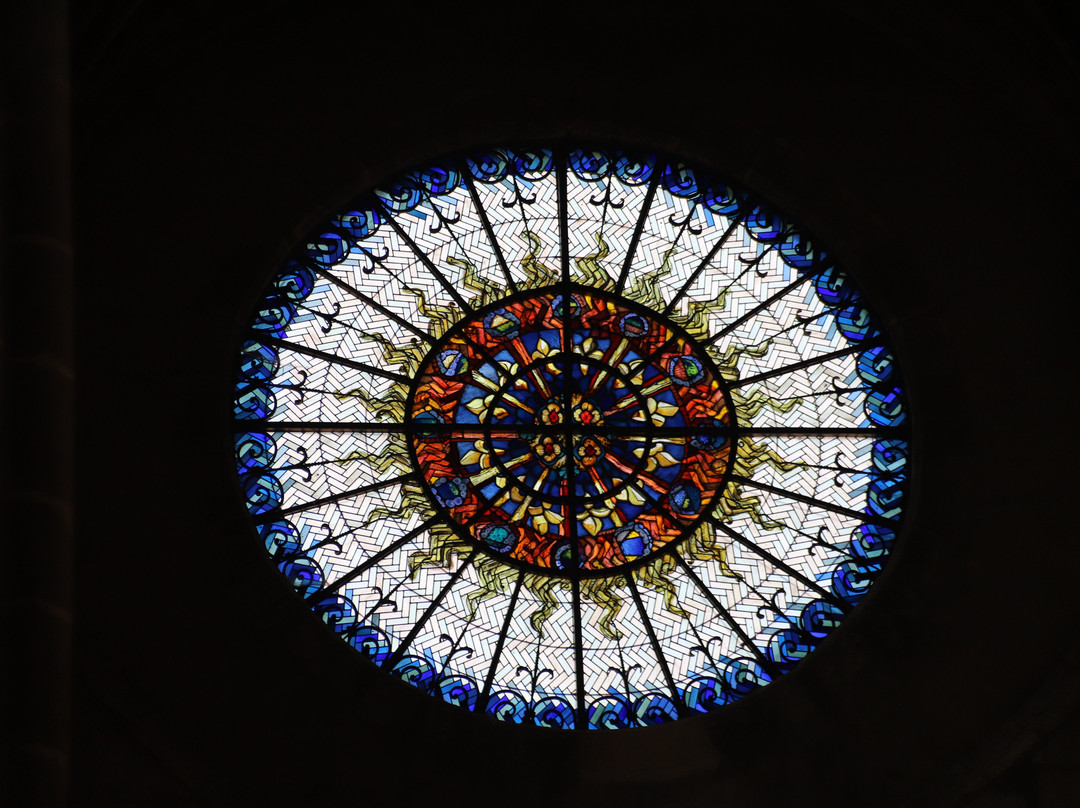 Collegiale Notre-Dame-et-Saint-Loup-Montereau-Fault-Yonne必去景点
