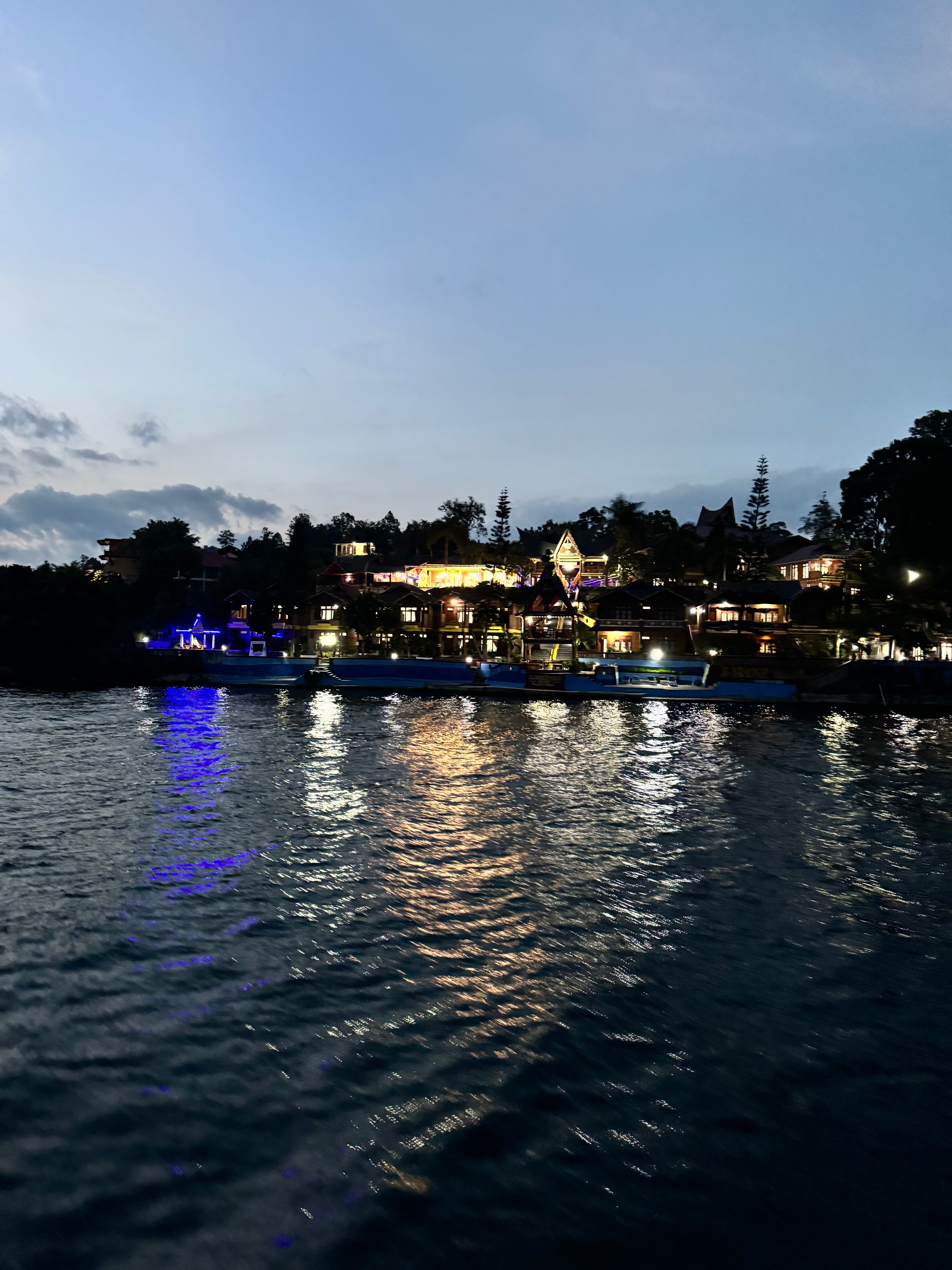 Toba Village Inn-官方