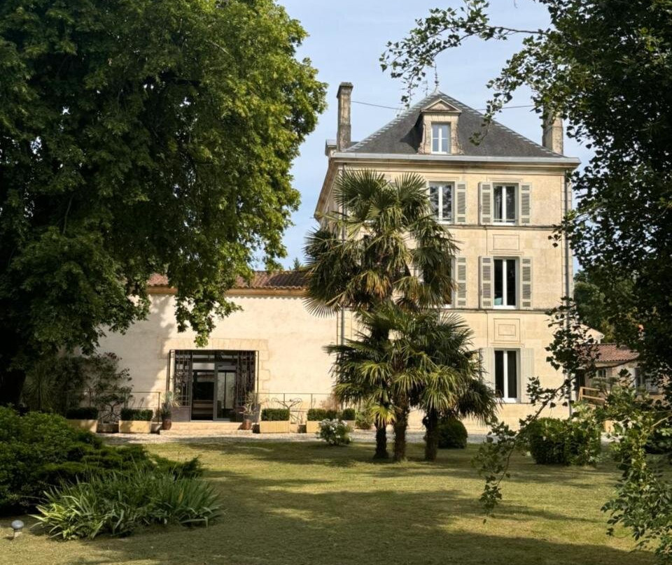 Le Domaine De Ferrat