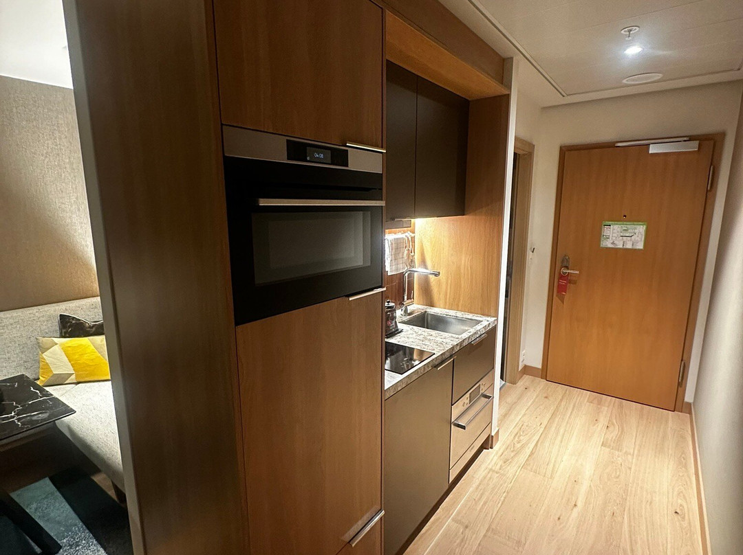 Adina Apartment Hotel Geneva主图